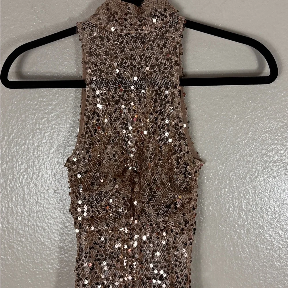 Delfi Collective Avelie Ruched Sequin Dress in Nude - Picture 8 of 16